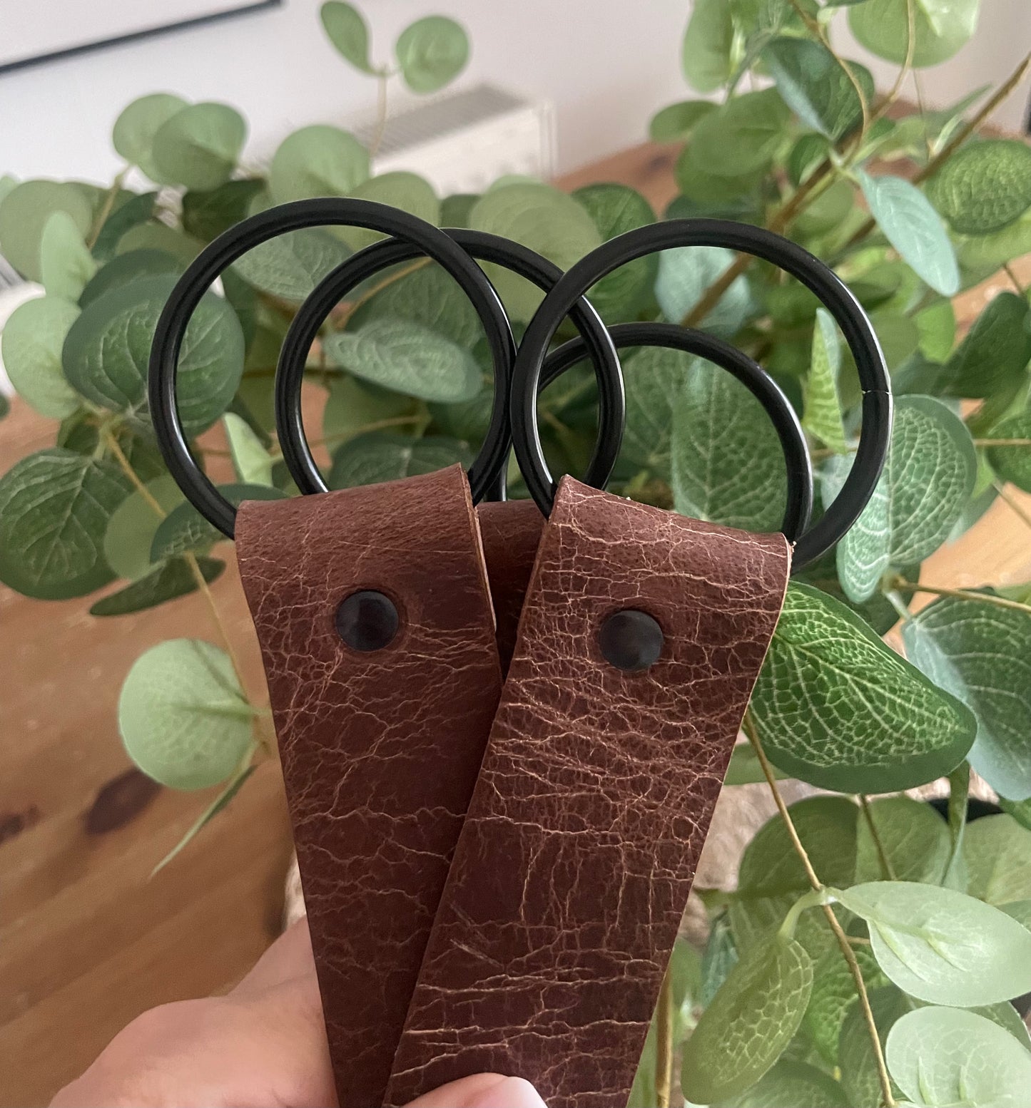 Handmade Wide Antique Brown Leather Curtain Tie Back: Thick O-Ring 32mm wide (Single)