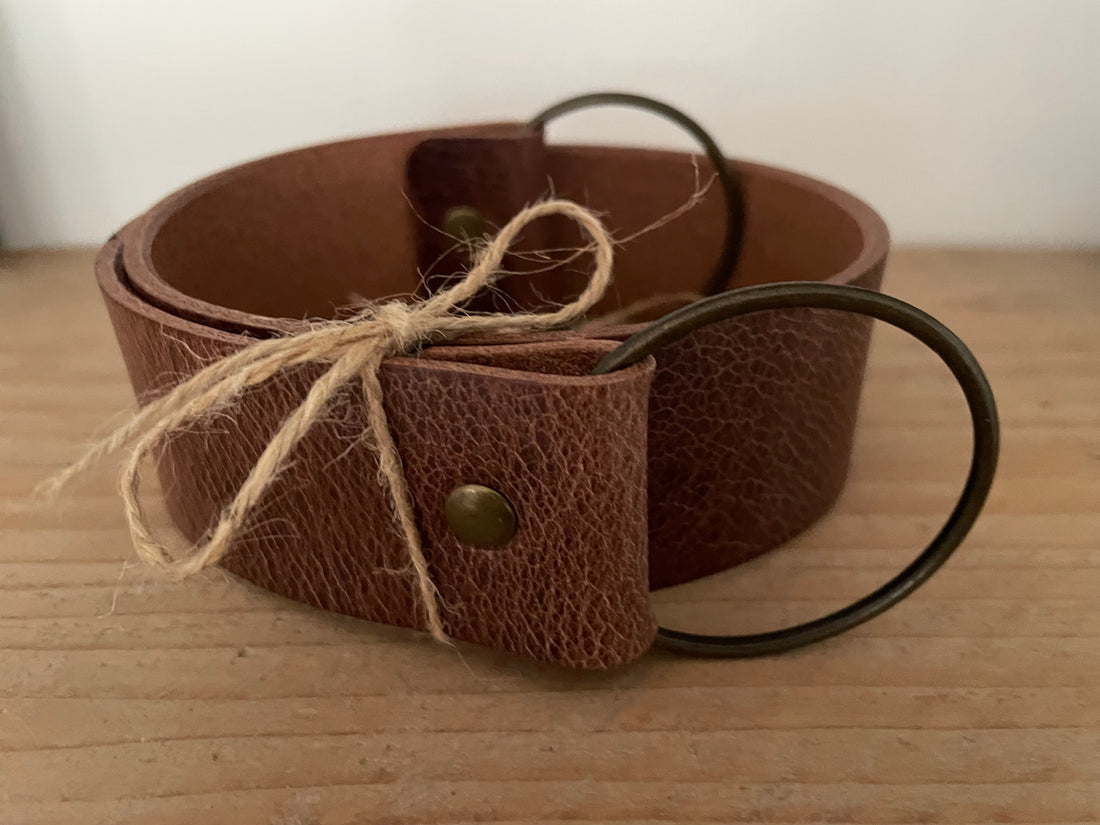 How to Choose the Right Leather Colour for Your Home