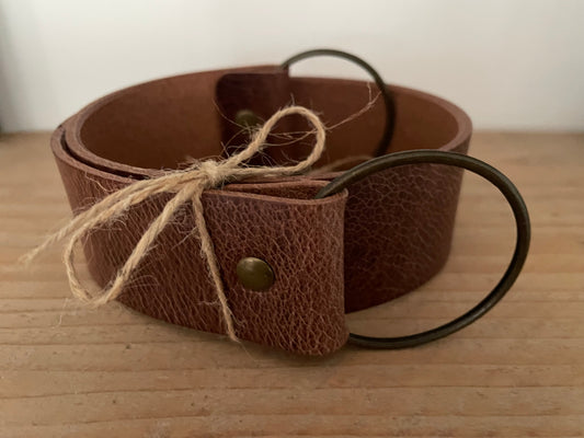 How to Choose the Right Leather Colour for Your Home