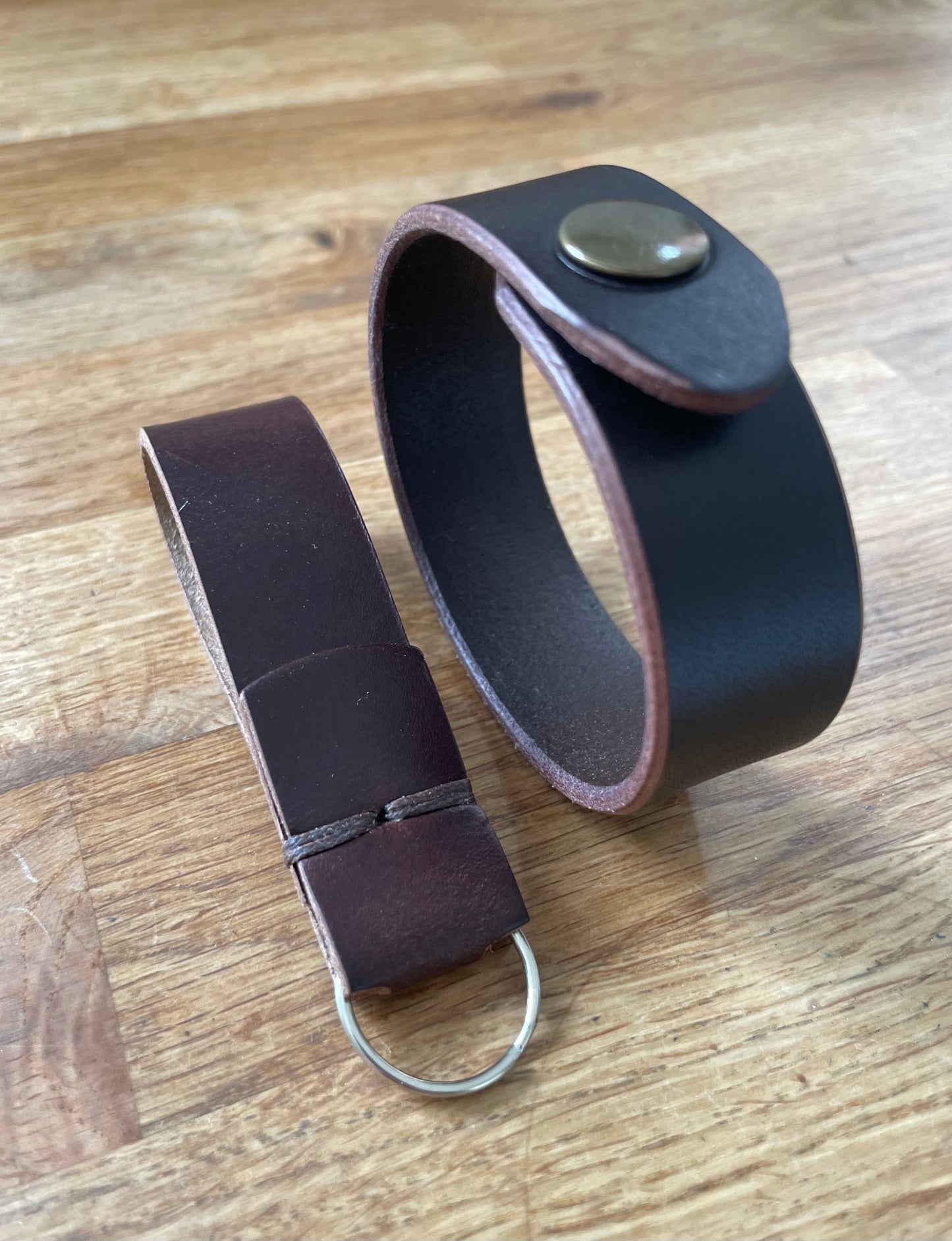 Leather Bracelet and Keyring Gift Set