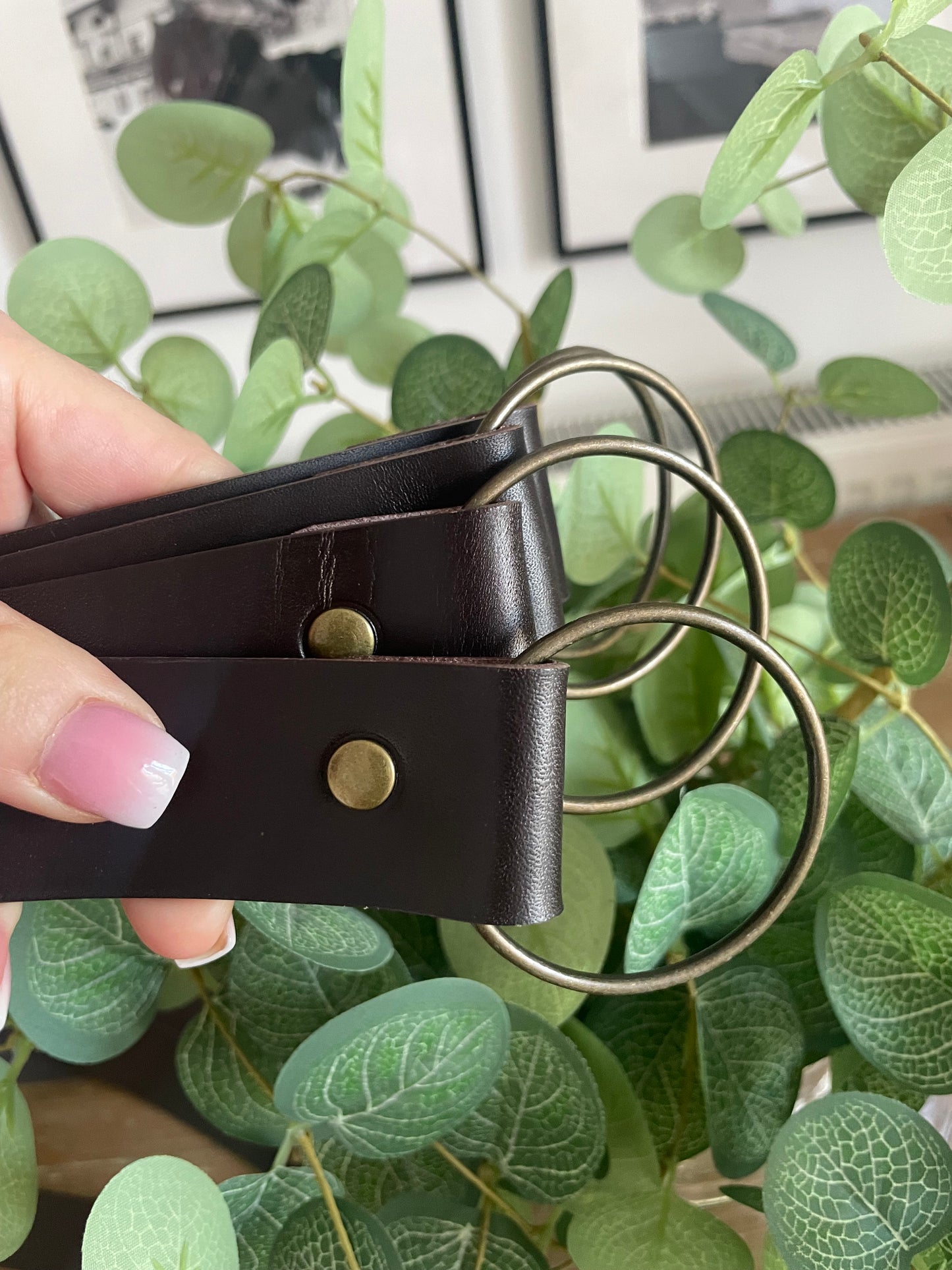 Handmade Wide Brown Leather Curtain Tie Back: Thick O-Ring wide (Single)