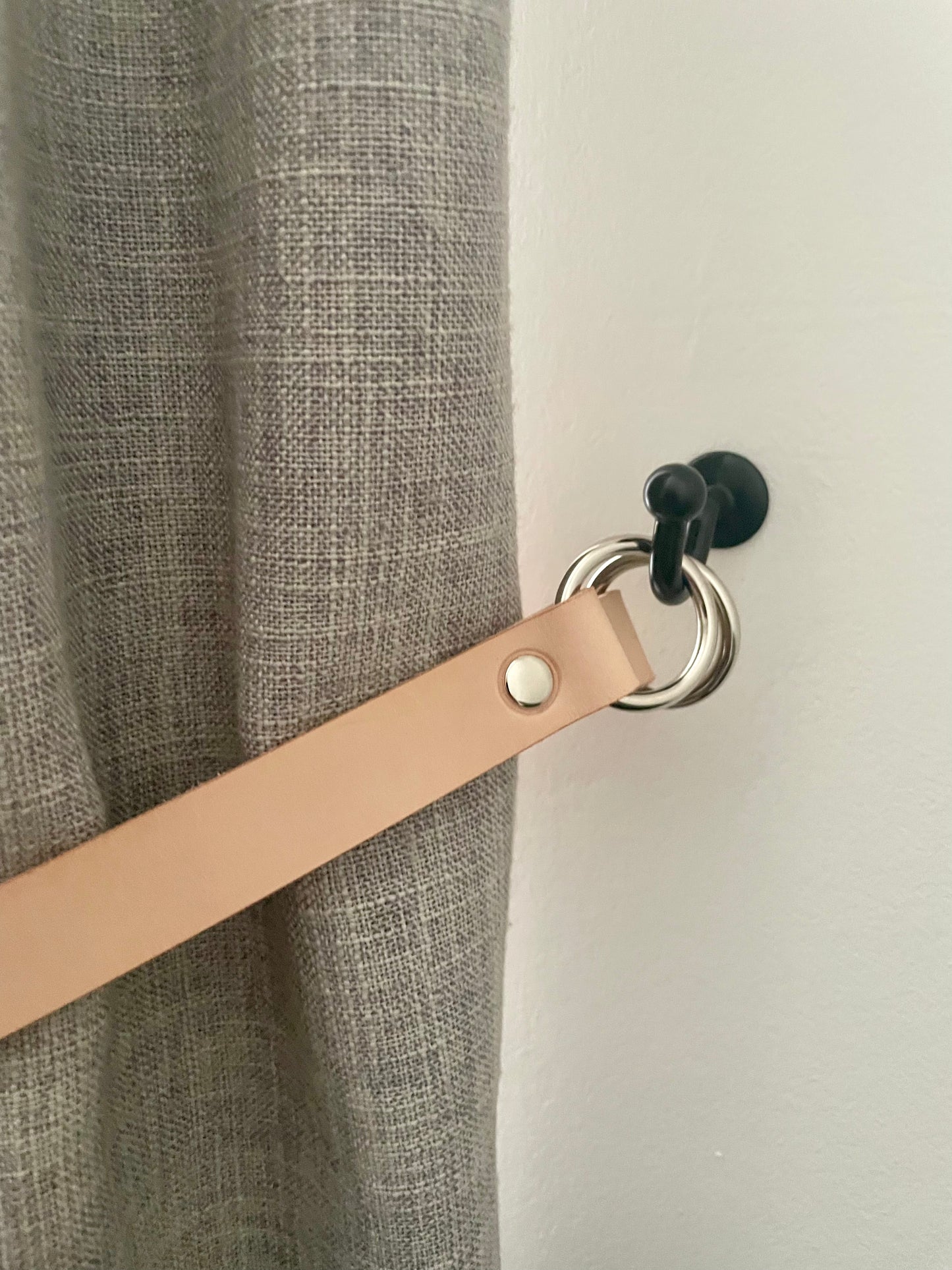 Leather Curtain Tie Back - Natural