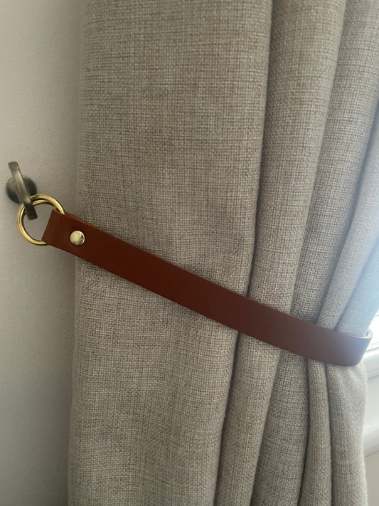 Leather Curtain Tie Back - Saddle Tan